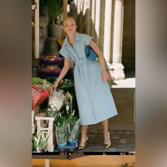 Tuckernuck Light Blue Belted Midi Dress - Picture 3 of 8